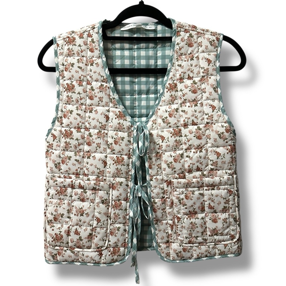 Altar'd State Floral Quilted Tie Front Vest Women's XXS Grandmacore Cottagecore